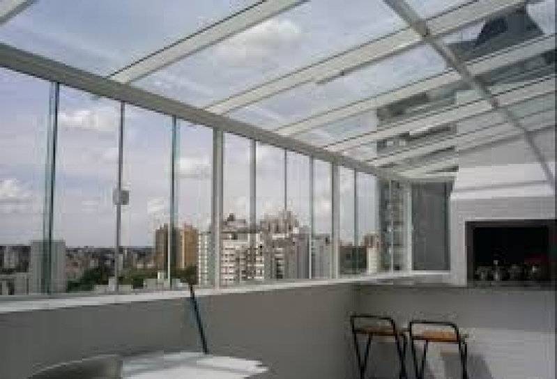 Cobertura de Vidro Retrátil Valor em Itaquera - Coberturas de Vidro em Guarulhos