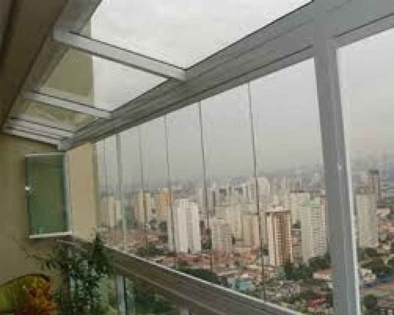 Cobertura de Vidro Temperado Valor na Vila Guilherme - Coberturas de Vidro em Diadema