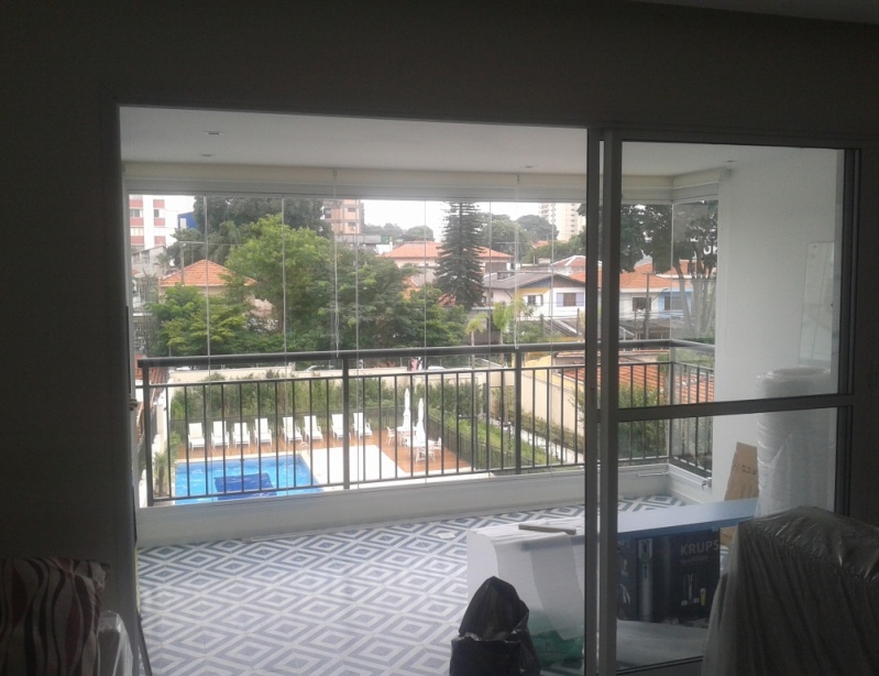 Cortina de Vidro Varanda Valor no Pari - Cortinas de Vidro Deslizantes